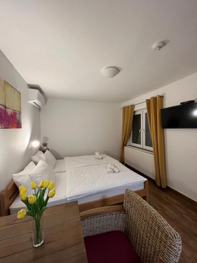 Villa Klara Novi Sad Eksteriør billede