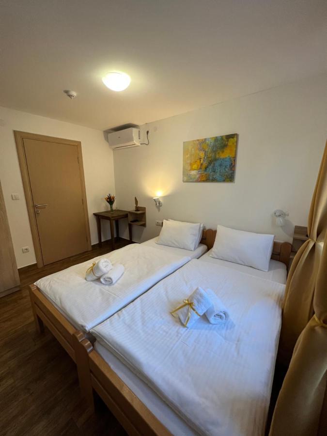 Villa Klara Novi Sad Eksteriør billede